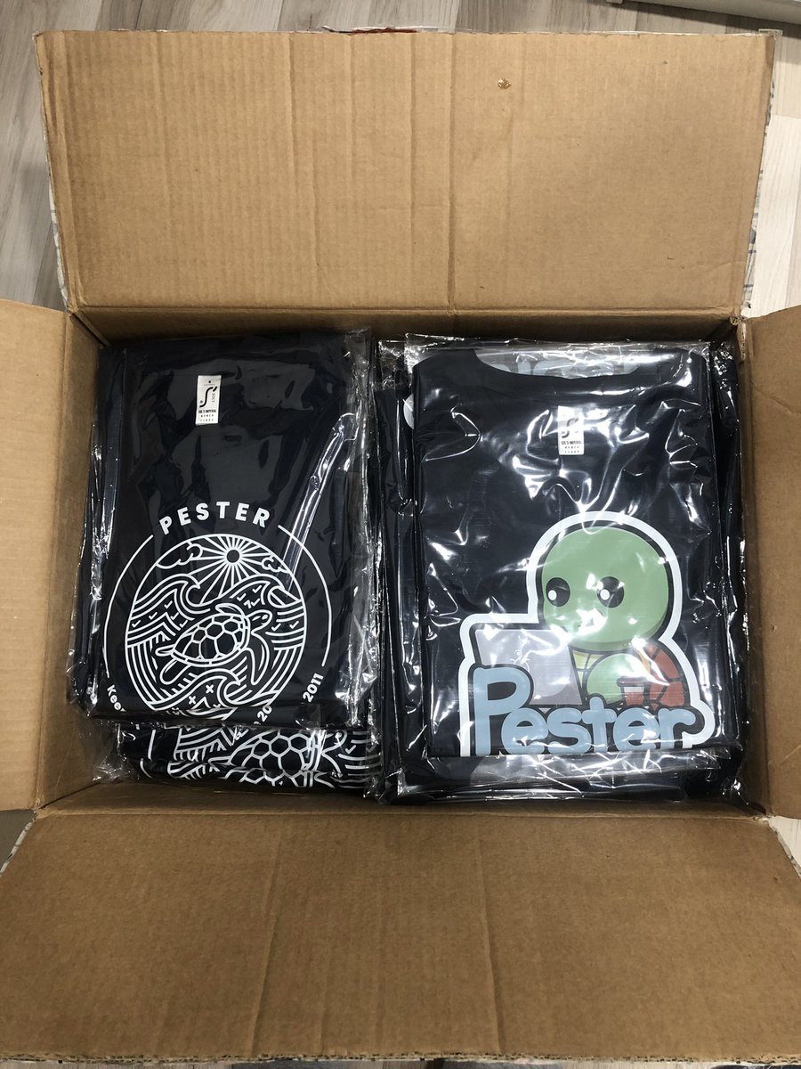 nohwnd's tweet image. Boxes of stuff arrived for #psconfeu, who’s excited? #pspester