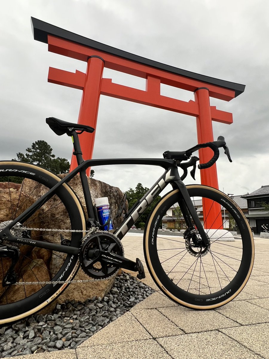 u_hayatrek's tweet image. 個人戦ロードは3位でした。
チームメイトと連携を取り合って走ることができましたが、最後勝ち切れなくて悔しい気持ちでいっぱいです。
次戦に向けて切り替えます。

Wakosの商品で昨日の汚れを洗車してきました。
ディグリーザー最強です。
#GNLab #京都トヨタ #Csデザインワークス #YAMATOKOGYO