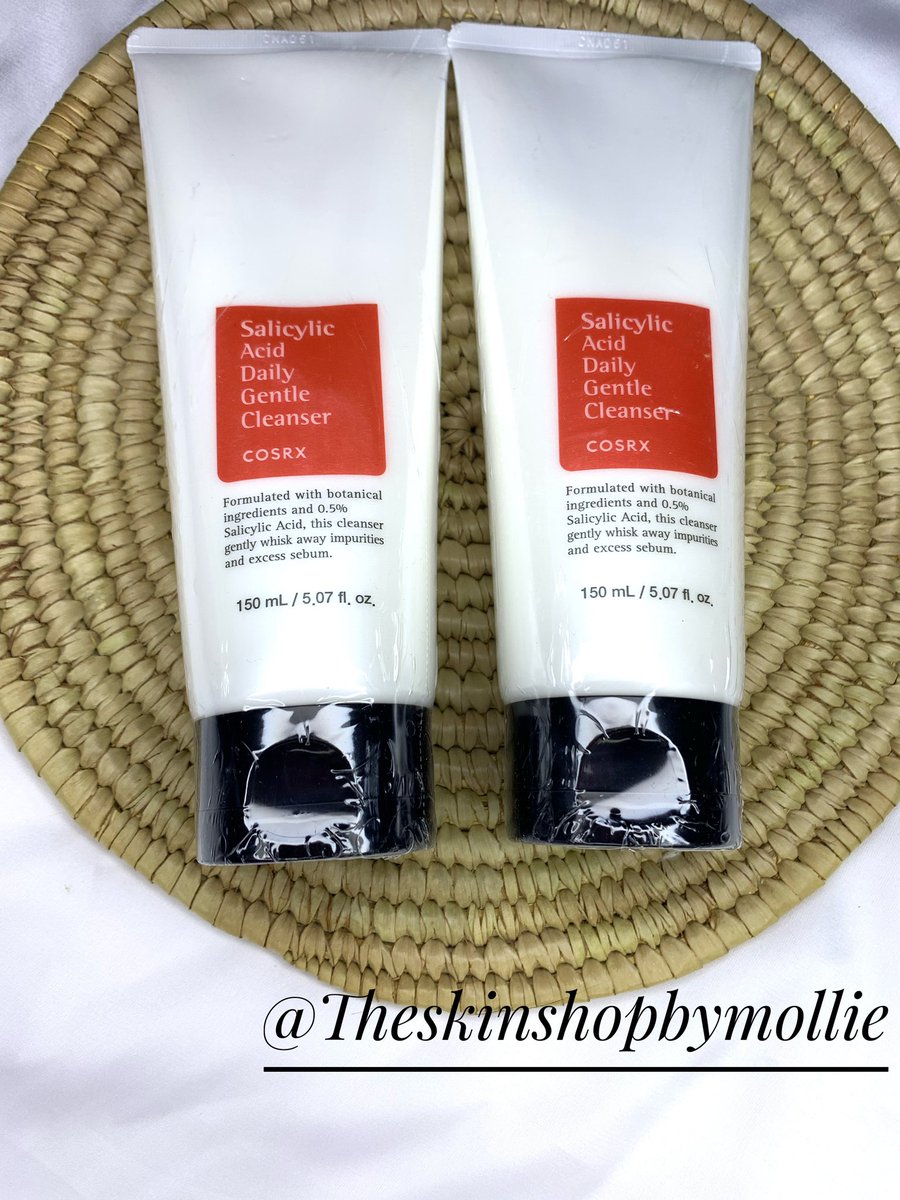 DarkSkinned02's tweet photo. @ebryhheem2nde I am a skincare vendor. 
All these and many more are available for immediate delivery. 
Kindly send a dm or WhatsApp message to 08167670462 for more enquiries and to place an order. 
IG: theeskinshop_ 
TikTok : theeskinshop https://t.co/8C9XvNSeAM