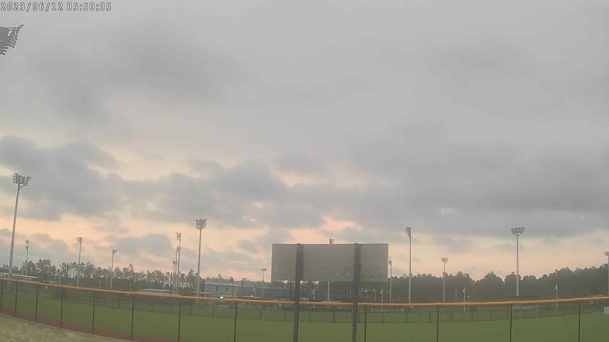 FSWNpcbsports's tweet photo. FSWN Panama City Beach Sports Complex at sunrise and it's 79.5 F. #flsert https://t.co/BtbkrZoYG3