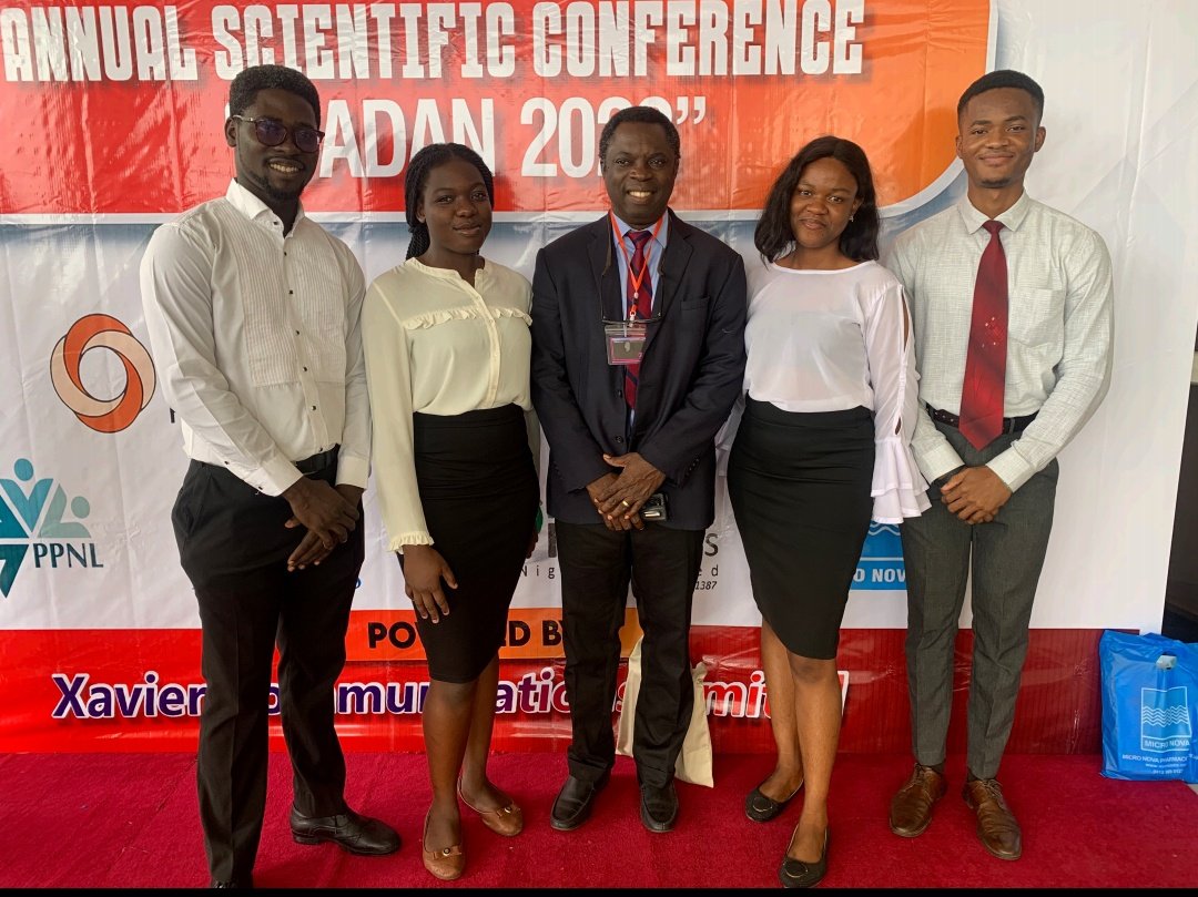 Ayomide_Fatola's tweet photo. It was an awesome privilege and experience to be able to share a screen with this great men in the neuroscience specialty
The #NSNS conference was a great event which featured so many intellectual and wonderful abstract presentations, cultural performances and so on https://t.co/54RPCaIl4U