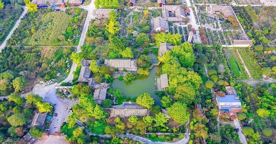 AIPHGlobal's tweet photo. Chengdu has made it to the "Ten Most Beautiful Cities in China" list for two consecutive years. The upcoming International Horticultural Exhibition 2024 in Chengdu will provide an opportunity to showcase its beauty to the world #megaevent https://t.co/J6gi2RtB1j