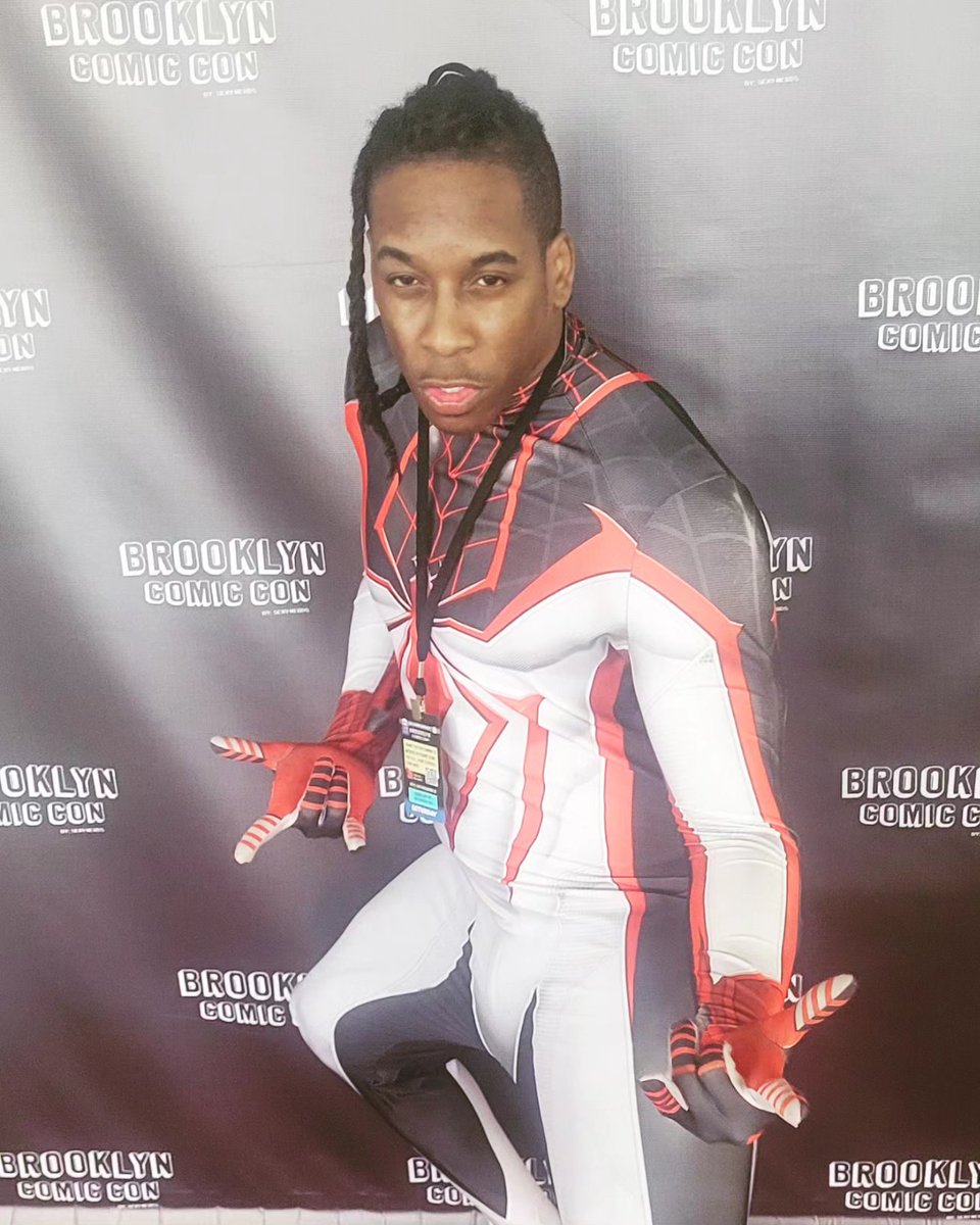 'Everyone keeps telling me how my stories supposed to go, Nah ima do my own thing!' - Miles Morales
.
Brooklyn's one and only Spider-Man @bkcomiccon

#acrossthespiderverse #milesmorales #caribbeanboy #spidermancosplay #tracksuit #bkcomiccon #MarvelMonday #bathroomselfie