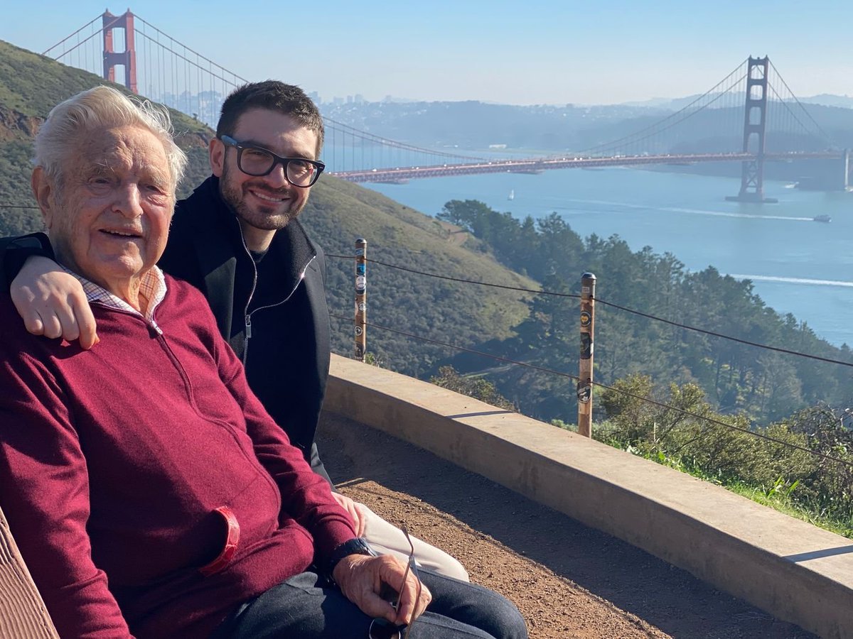 *BILLIONAIRE GEORGE SOROS HANDS CONTROL OF $25B EMPIRE TO SON ALEX 

investing.com/news/economy/b…