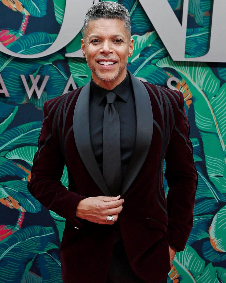 GG_Studio's tweet image. Wilson Cruz (@wcruz73) in Custom Gaurav Gupta Man for Tony Awards 2023

#GauravGuptaMan #GauravGupta #WilsonCruz #TonyAwards2023