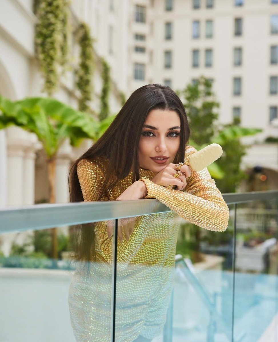 Güzelliğim 🔥❤️ #HandeErçel #HandeErçelXMagnum #Cannes2023