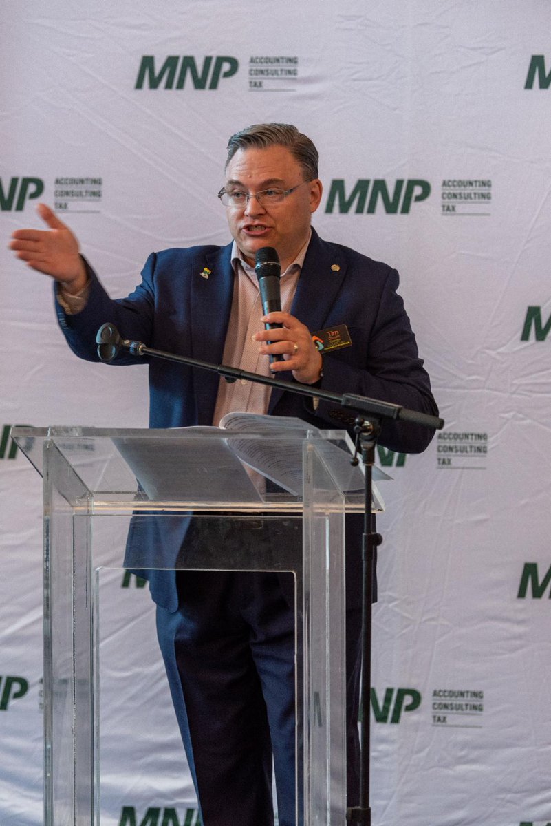 KamloopsChamber's tweet photo. Friday, title sponsor @MNP &amp; the Chamber celebrated some great businesses &amp; business individuals for the 2023 Business Excellence Awards, at the Nominees Breakfast sponsored by @CN Rail. There were 214 nominations with 89 unique businesses nominated over 15 award categories! https://t.co/6MxbRGslEZ