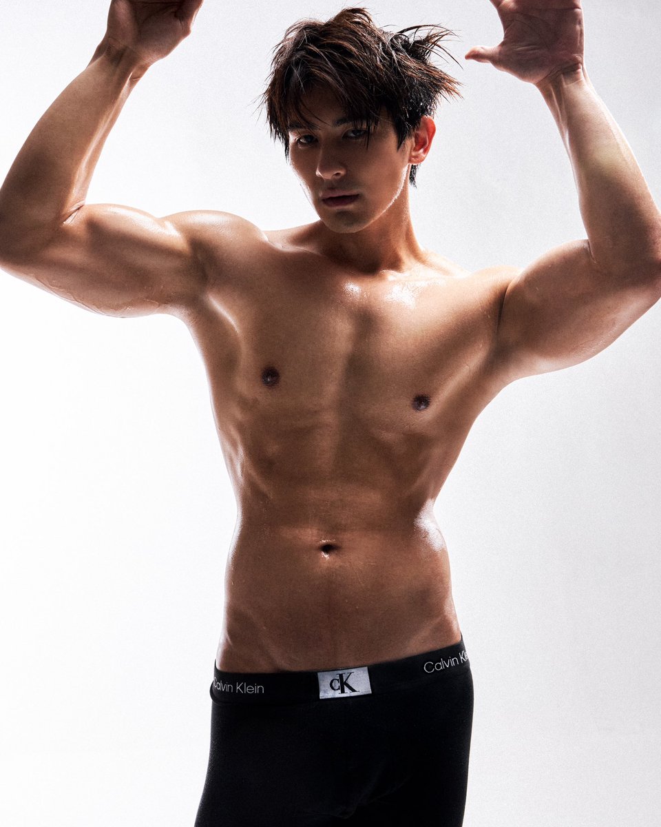 Less is….more?😳

Photographed by <a href="/jaydenation/">jdnt</a> 
Styled by <a href="/Josiahchua/">JOSIAH CHUA</a>