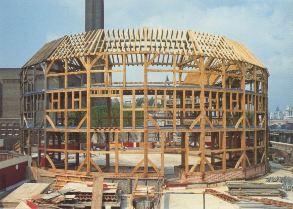 Happy birthday to Shakespeare's @The_Globe!
Surely one of the most unusual twentieth century theatres in Britain? 
Opened on this day in 1997, it faithfully reconstructed a timber-framed Elizabethan playhouse on London's bustling Bankside.