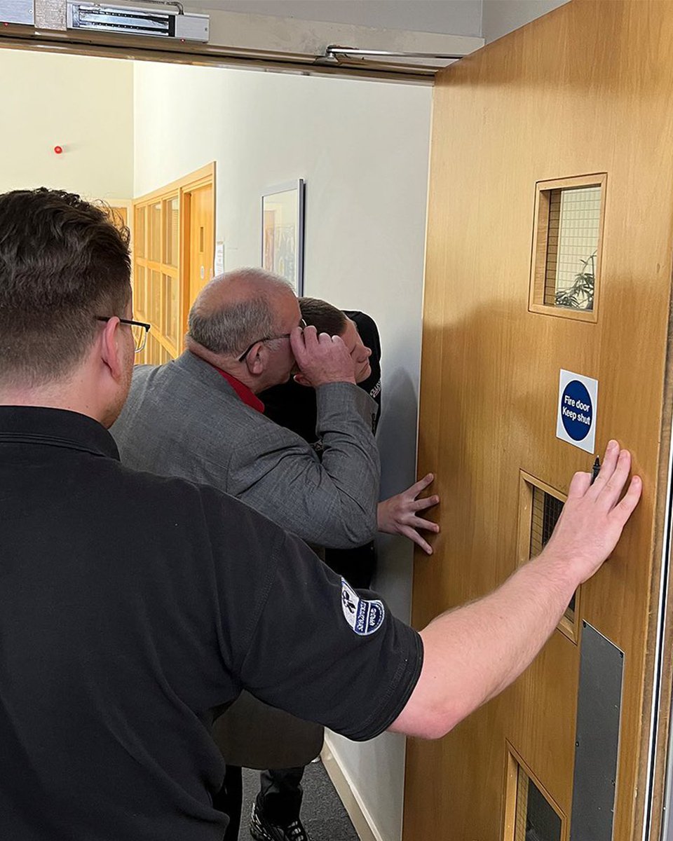 Pyro Fire tweet media