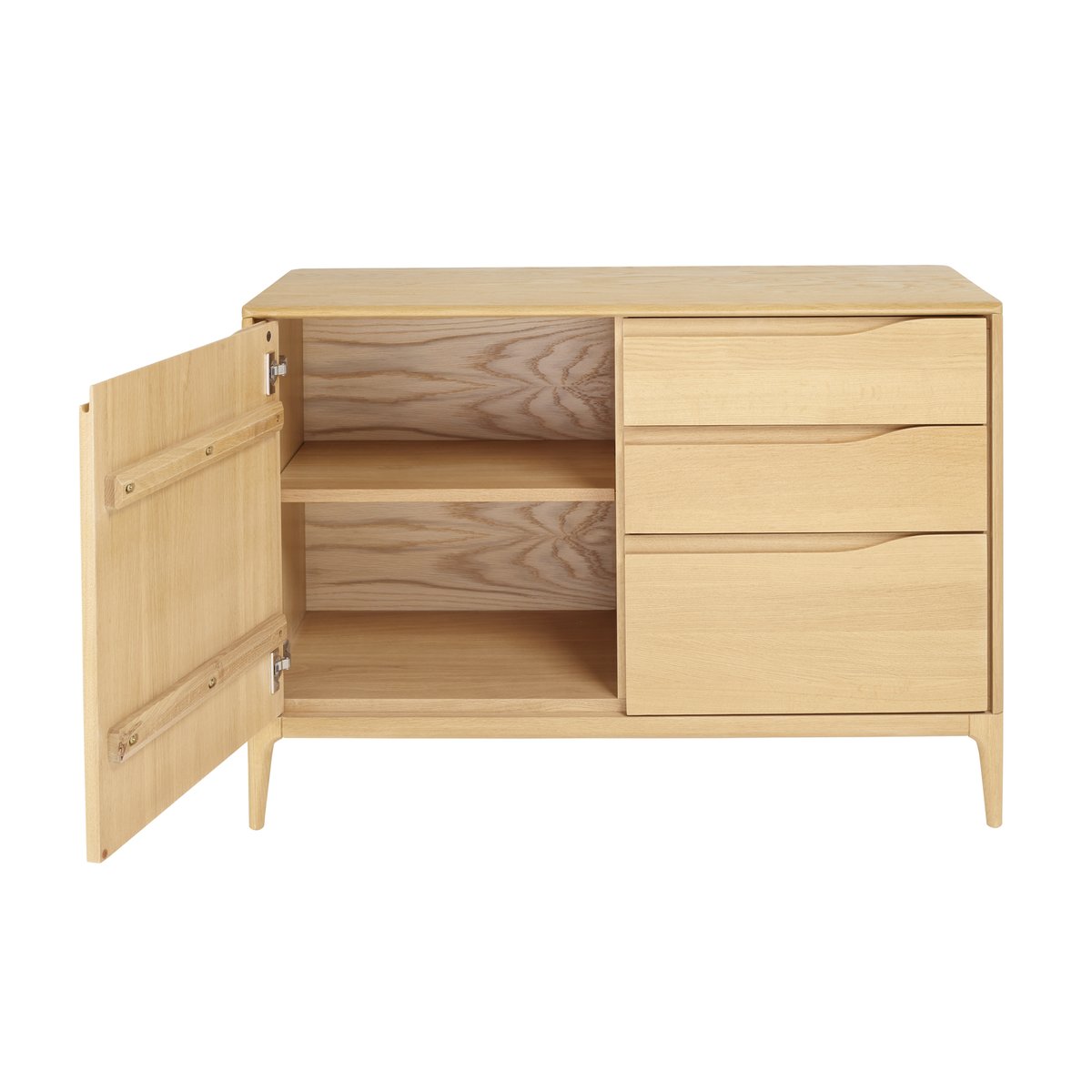Ercol Factory Outlet Romana  Small  Oak  Sideboard   ercol.com/en-gb/our-comp…

#ercoloutlet #ercolheritage #ercolfurniture #heritagefurniture