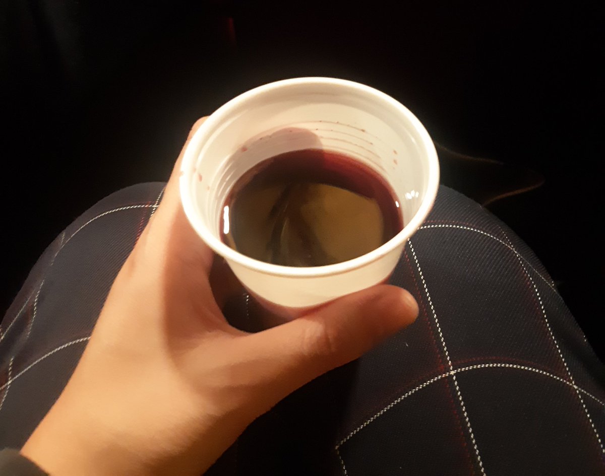 Found myself in the middle of a group of evening subscribers at the State Theatre. Had a chat, one lady had been to SFF since the 2nd one! They only meet once a year during the fest, what a vibe. They offered me wine and of course I took it.  #sydfilmfest