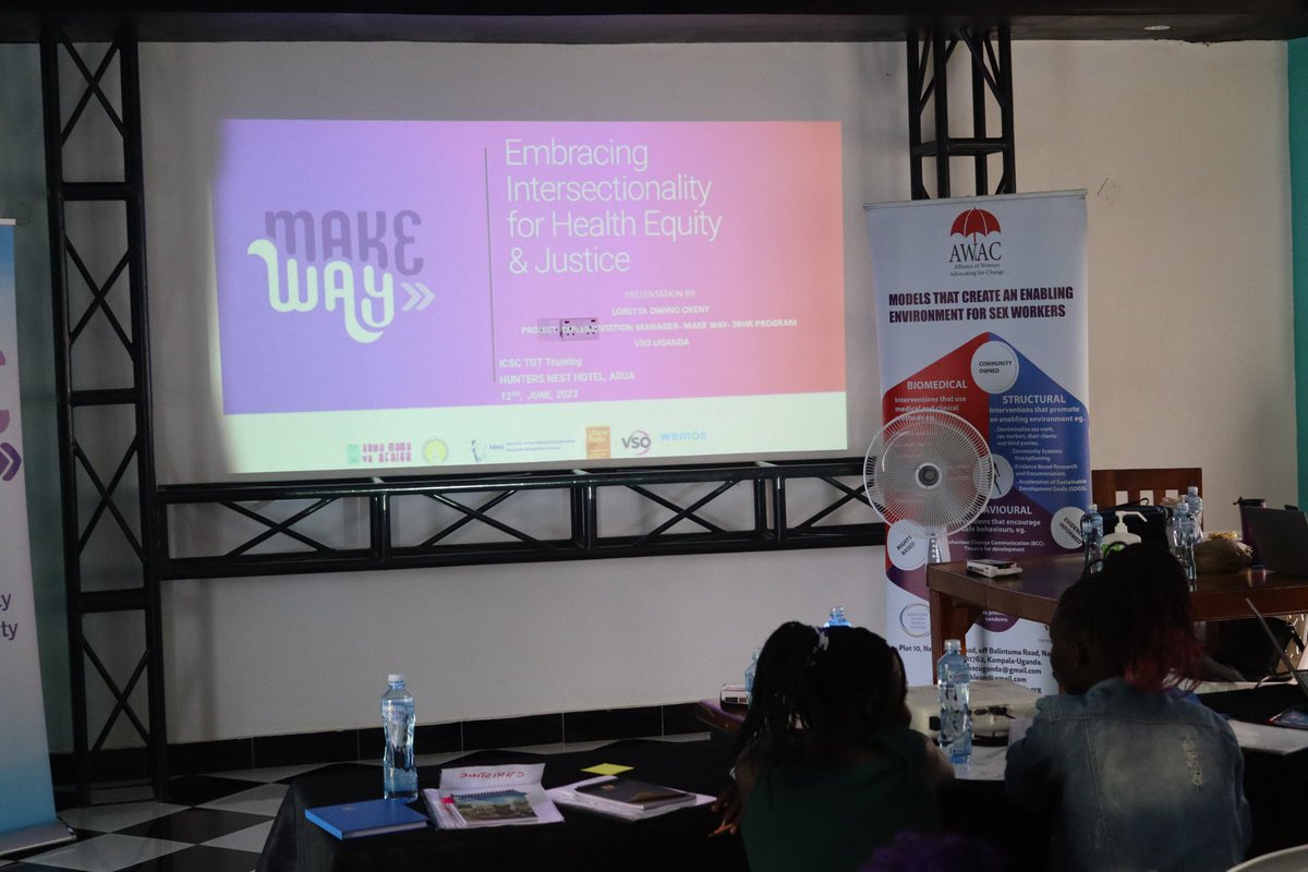 awacuganda's tweet image. Diving into a close look of the intersectional Community Scorecard with Mr. Edgar Ouma from  @VSO_Intl —with a focus on its steps and applicability to support the social accountability processes.

#IntersectionalSRHR #MakeWayProgramme

@VSO_Intl
@VSOUganda 
@Wemos 
@amwaafrika