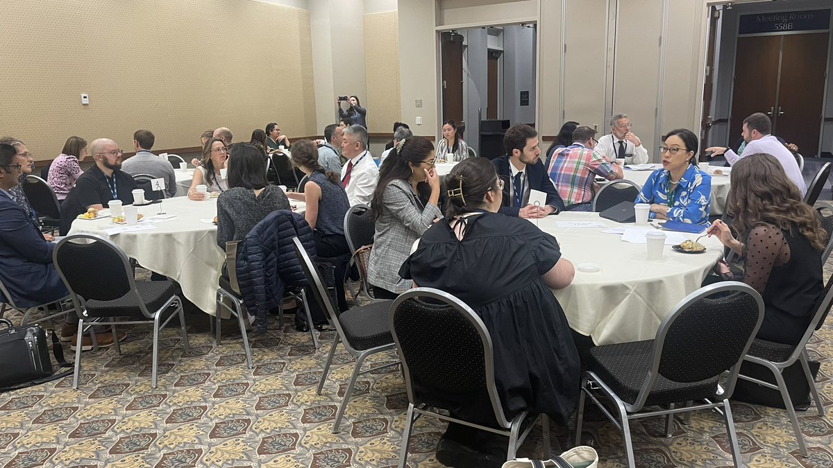 Rise and shine delirium experts! Kicking off the ADS Conference with an inspiring mentor-mentee breakfast! Great conversations, powerful insights, and the fuel to drive us through the day! #MentorshipMatters #ADS23PVD