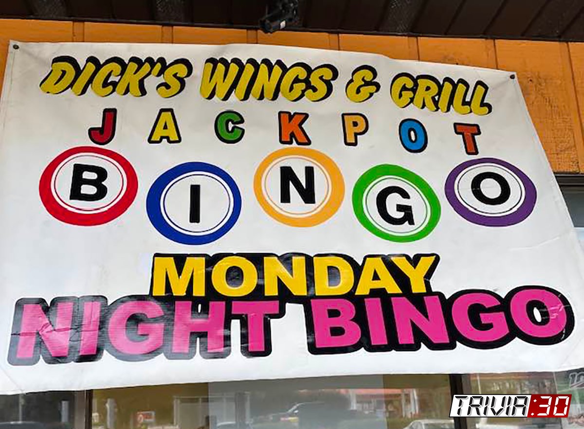Join us this evening at 6:30 for Monday night BINGO at Dick's Wings Mayport!  Free to play, great prizes, and fun for the whole family... Hope to see you there!
#trivia30 #wakeupyourbrain #bingonight #bingo #mondayfunday