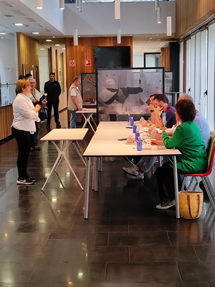 EIC_Valladolid's tweet image. Hemos acogido la final del #Concurso Provincial de #Pinchos de #Valladolid 2023. 46 hosteleros se han dado cita en nuestras cocinas para presentar al jurado sus propuestas. Los ganadores representarán a Valladolid en el Concurso Nacional de Pinchos 
@Apehva