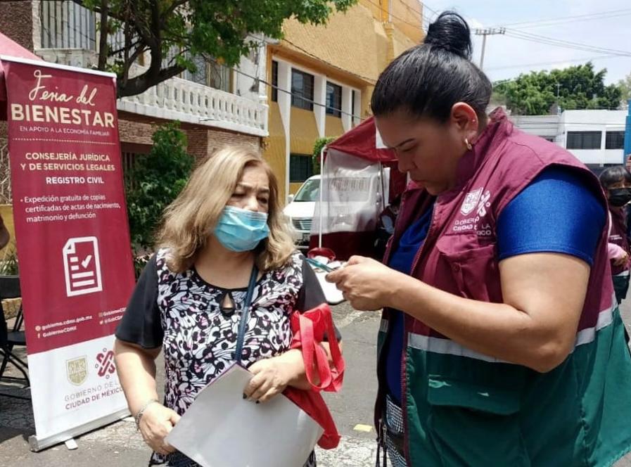 Todos_Somos_PC's tweet photo. ¡En las #FeriasDelBienestar te procuramos!😃

Ven y conoce los 20 servicios que, más de 15 áreas del @GobCDMX tenemos para ti:

🩺Atención médica 
🏃‍♀️Actividades recreativas y culturales
🧑‍💻Asesoría legal
🥦Productos a bajo costo

🗓️¡Te esperamos esta semana!

 #BienestarSocial https://t.co/JVLX2QtpEs