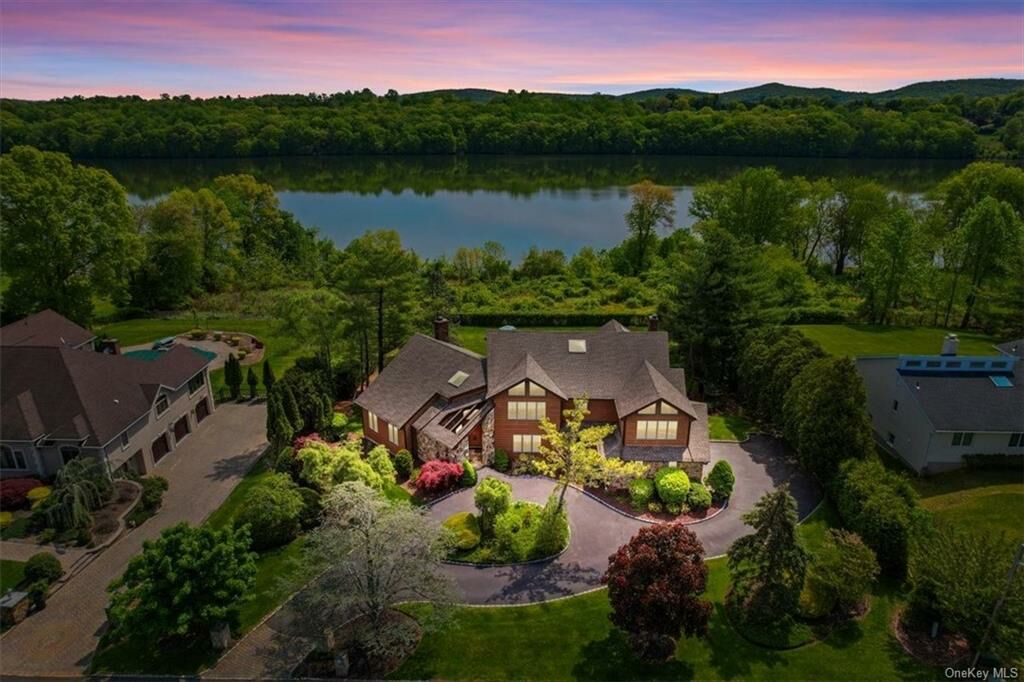 Howard Hanna Rand Realty tweet media