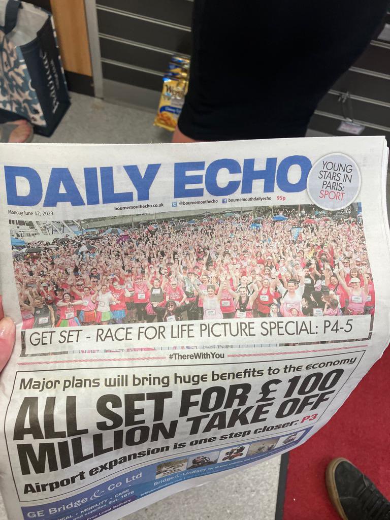 HodgsonHoward's tweet photo. Spot the Villan! @Bournemouthecho 
#raceforlife #avfc 

https://t.co/5Wi1yBhZfU https://t.co/Nv2sFUQ9yh