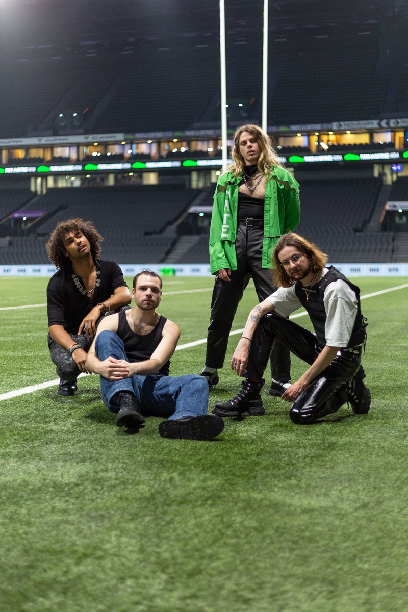 NOUVEAU SINGLE « UNTIL DAWN » DISPONIBLE CE VENDREDI 16/06 🔥 Trop heureux de vous envoyer cette énergie 

📷@mathildepolak 

#rockband #rockmusic #music #untildawn #Uarena #entropie