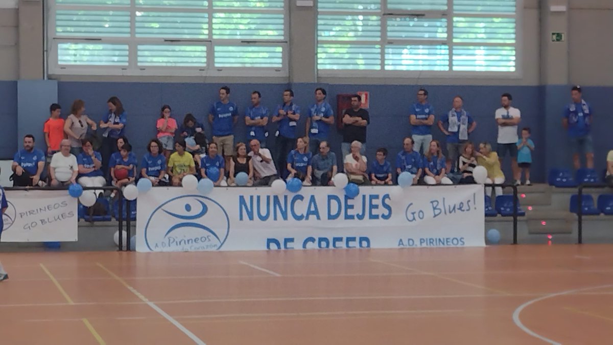 💙 Orgullosos subcampeones

👉 No pudo ser, pero eso no empaña una temporada muy positiva en la que han peleado hasta la última fecha para alzarse con el campeonato.

#30añosdeazul
#FamiliaAzul #Goblues #Nuncadejesdecreer
