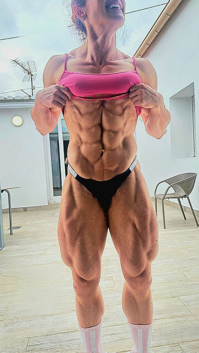 slxtisms's tweet photo. Can you handle me? https://t.co/92AxWLoIWA