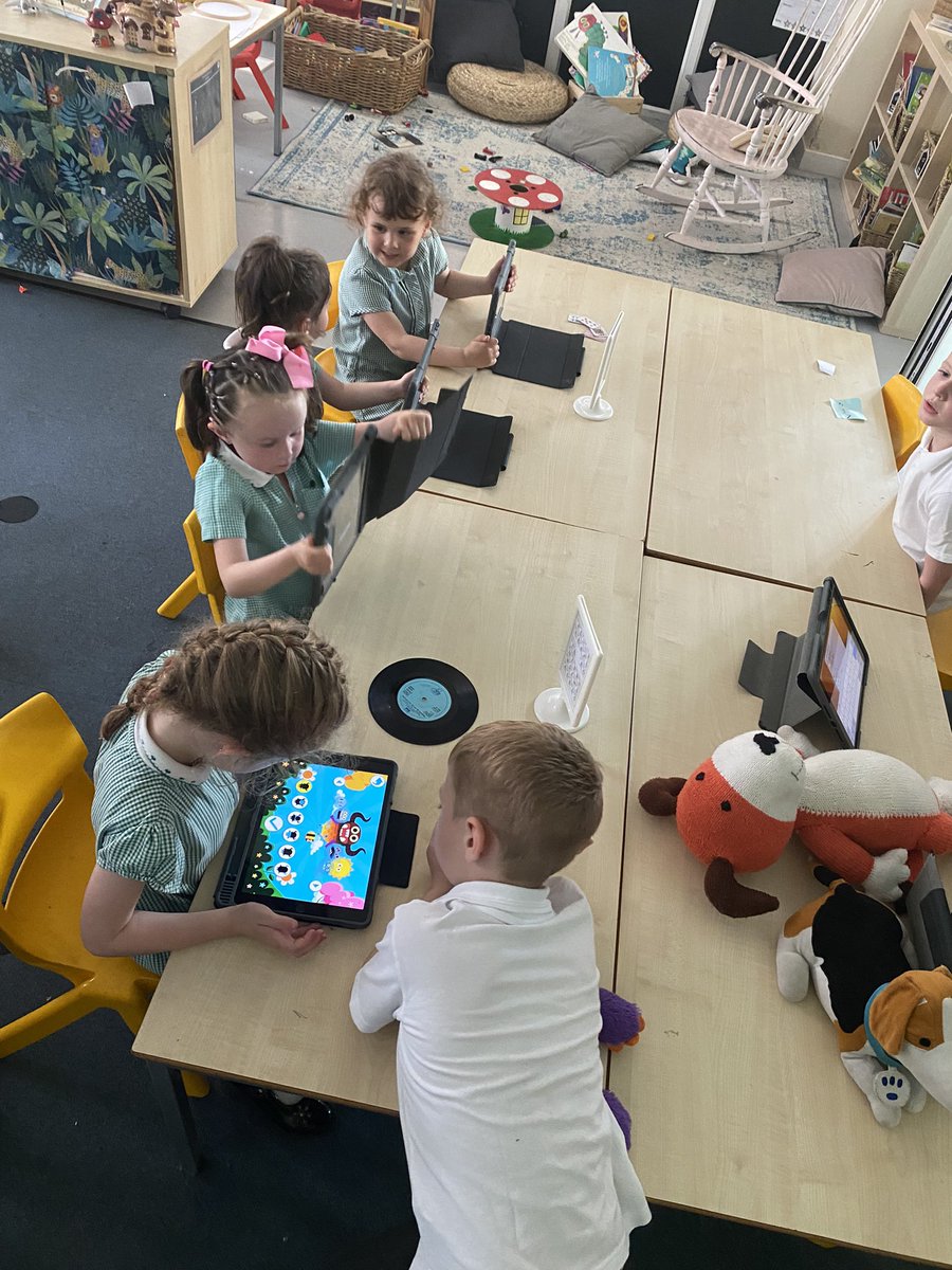 WGPS_2029's tweet photo. Thank you Mr Wakefield @Education_IT you made Maths so fun today, we loved taking subitising into VIP time using @numberblocks on our new iPads. https://t.co/tcqdPyVhYX