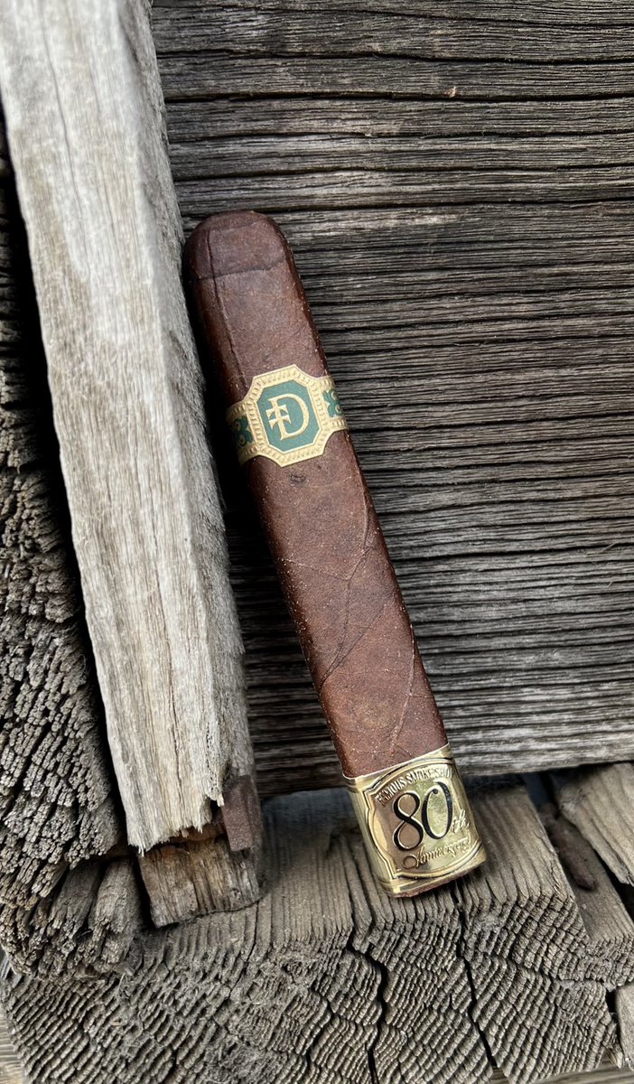 cigarsmoke's tweet photo. Good morning FAM! #nowsmioking @FamousSmokeShop @stevesaka  #FamousSmokeShop #DTT 80th Anniversary with #coffee ☕️ #cigarsmoke #smokesignals #cigar #cigars #pssita #botl #sotl #Nicaragua 🌿 https://t.co/yUIZ1PsXK9