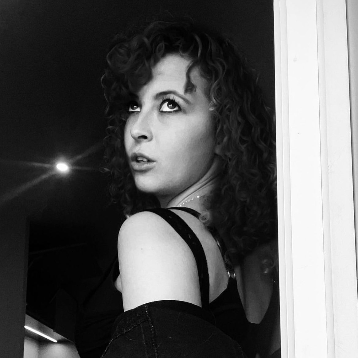 Buzzing that <a href="/Korovaband_/">Korova</a> &amp; <a href="/EmilyCallacher/">Emilycallacher</a> will be supporting me and the band at @JimmysLiverpool on the 24th. Make sure you get down early to catch their sets. skiddle.com/whats-on/Liver…