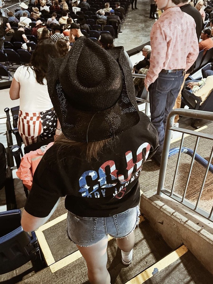 codyjohnson's tweet image. #COJONation! We love seeing your #MondayMorninMerch! Get yours at cojo.lnk.to/store