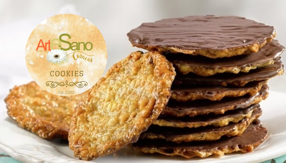 Nuestras exquisitas galletas de Almendras y Chocolate, delgaditas y crujientes son deliciosas para armonizar a cualquier hora con tu bebida favorita... Ideal para compartir y disfrutar una rica tertulia entre amigos \😃/ ¡PIDELAS YA! 📲 04143249312. Delivery y Pickup.