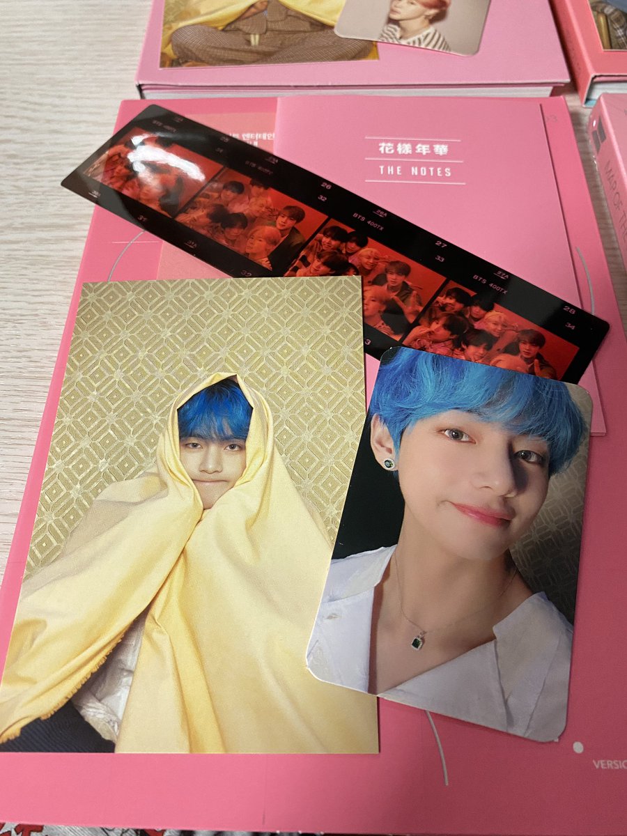 bluesidef94's tweet photo. Versão 3 - Postcard: Tae/ Photocard: Tae https://t.co/fWRe29N8iD