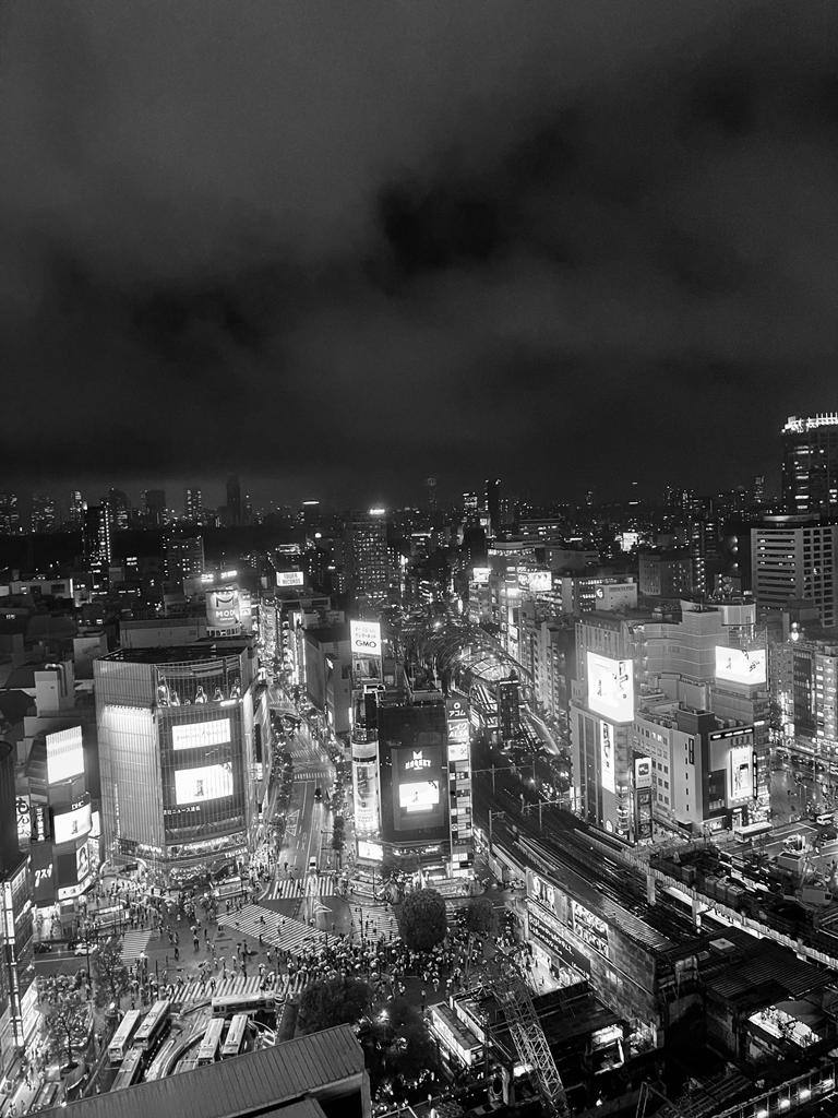 CPU_Ai_atelier's tweet photo. Day 1 of my Jpn Sketch Challenge! Studying Shibuya Scramble Crossing from Tezuka Architects' Fakuras building. Embracing the captivating chaos of Shibuya's urban patterns

 @TheMSArch @CPU_Ai_atelier #CodeYourOwnTools #UrbanMetabolism #BradshawGassTrust #complexurban
@fjpalacio https://t.co/GozQb5YjY6