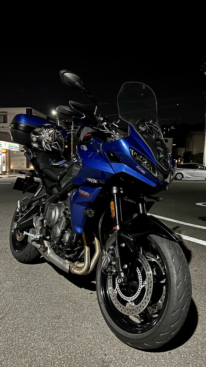 heropin1's tweet photo. 名前：↖️
年齢：初老
性別：男
住み：神奈川
車種：タイガースポーツ660
身長：185cm
一言：二輪歴約20年のエンジョイライダー。ロングツーリングやキャンプツーリングもしばしば。攻めたりはしません。ワインディングが好き。危険運転嫌い。
#バイク乗りとして軽く自己紹介
#タイガースポーツ660 https://t.co/9cCsfkBiKm