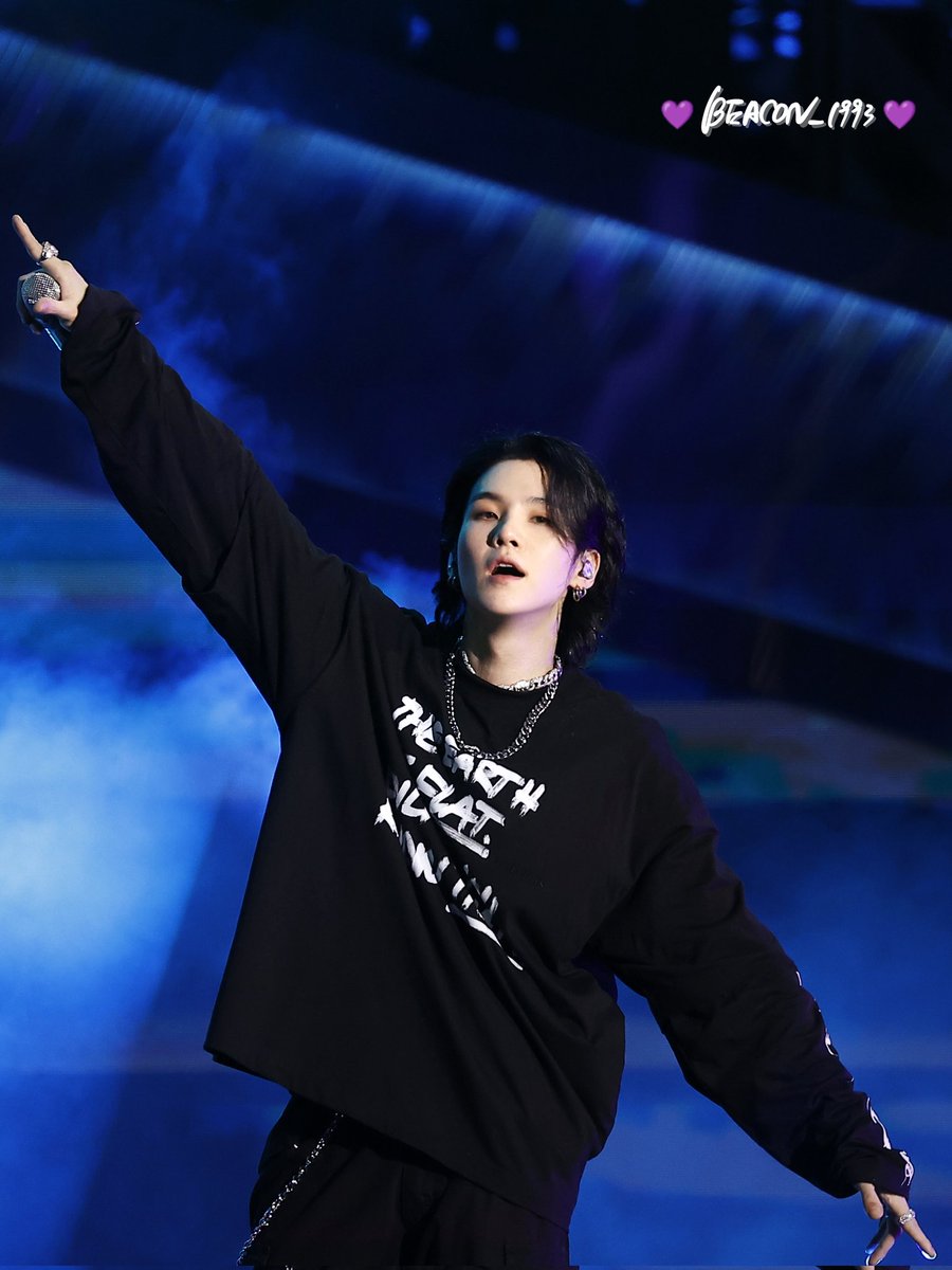 우리 윤기 10주년 축하해요💜💜💜💜💜💜💜

#SUGA #슈가 #YOONGI #민윤기
#BTS #방탄소년단