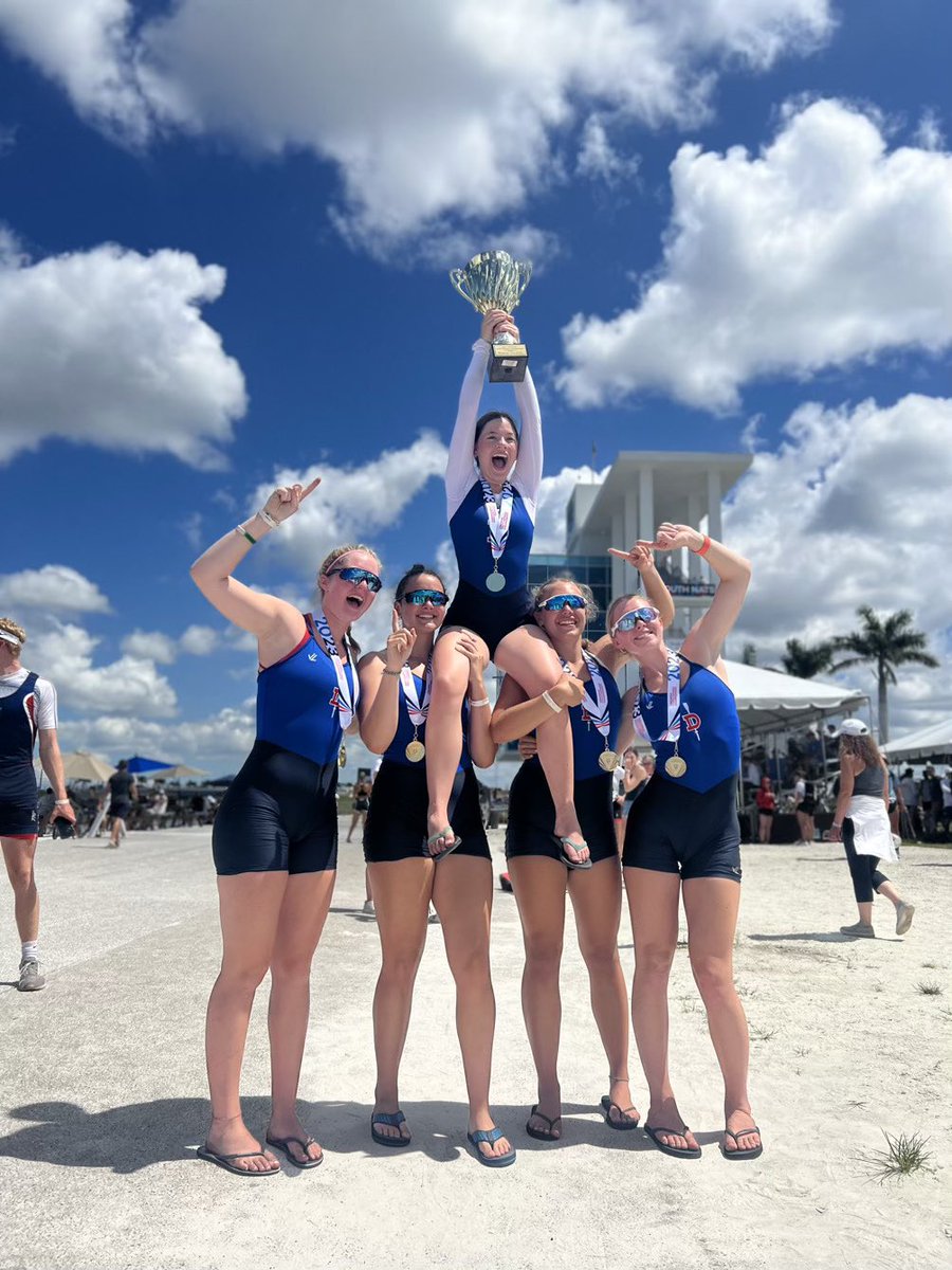 A HUGE congratulations to South Girls Crew 🚣‍♀️ Team on winning the NATIONAL CHAMPIONSHIP 🏆! Shoutout to Olivia Bachert, Carly Brown, Ava Sjogren, Ryleigh O’Donoghue, and Cassie Summerfield on this amazing accomplishment! #SOUTH