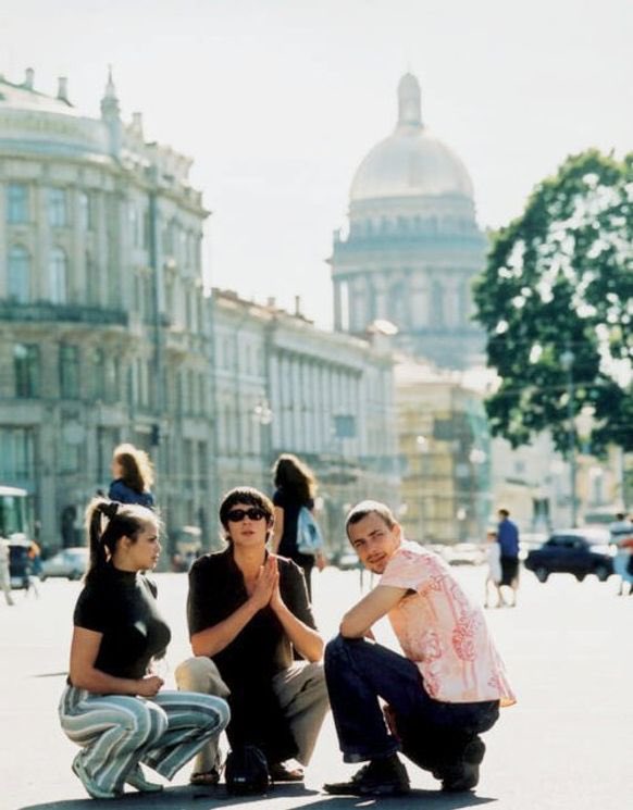 валенсиага on Twitter: "Фильм Прогулка впечатлил меня сильнее чем Питер фм"