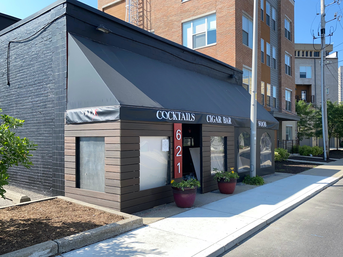 317lindquist's tweet photo. Stixx cigar lounge to take over former Saffron Cafe location. Details at @IBJnews: https://t.co/NlMktSuiQJ https://t.co/llFj3h7lQD