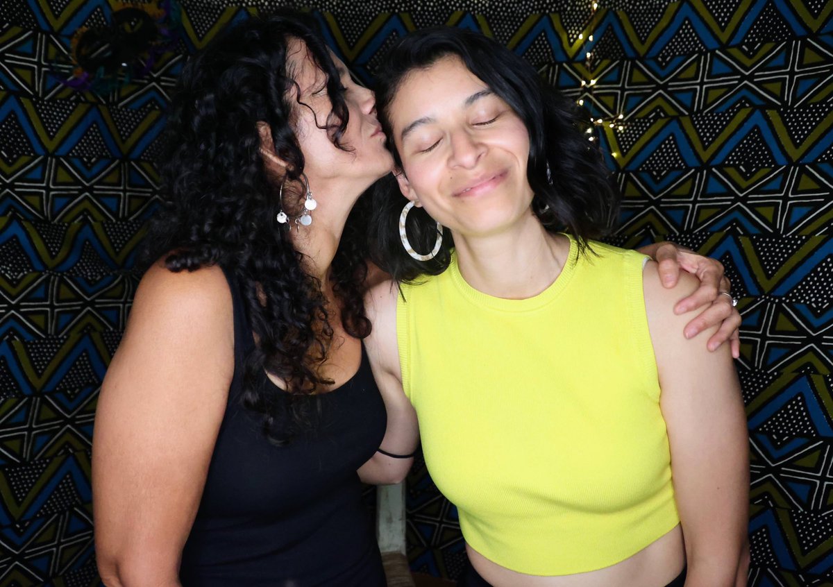 Click the link to read “I Love You; I Need You to Survive” from Leah Penniman
blackfarmerfund.org/blog/iloveyou-…

In this offering Leah names a few “How Can I Love You Better” strategies, as well as recommendations for further learning on collective care.
