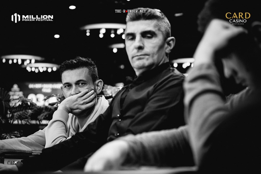 The Final table continues 4️⃣ left in💎#𝟒 𝐌𝐏𝐅 𝐌𝐚𝐢𝐧 𝐄𝐯𝐞𝐧𝐭 with Live Stream

🇪🇸 twitch.tv/pokerred
🇬🇧🇸🇰 youtube.com/watch?v=FtvCQO…

¡The end is approaching!

#MPF2023