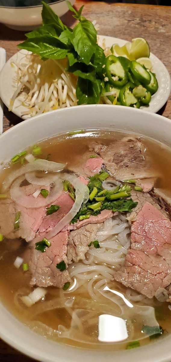 thuottes's tweet photo. This was so delicious! Glad to finally get to try Hon Noodles♡ https://t.co/b5HNcAYJAg