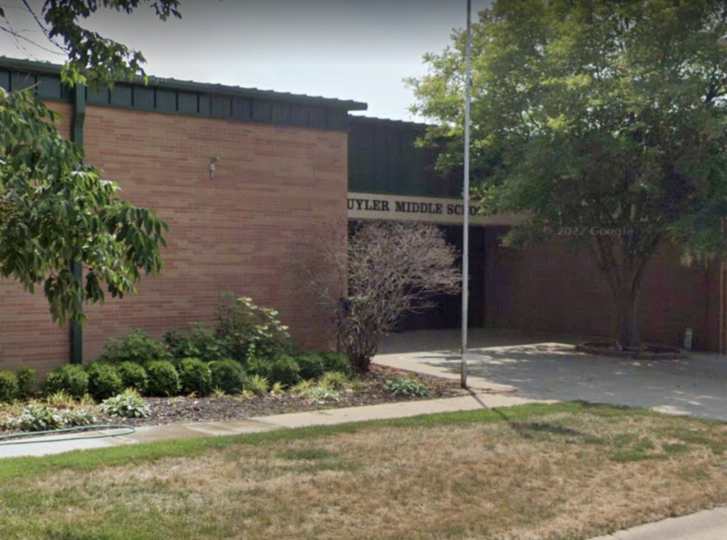 Schuyler Middle School will be hosting a tour and information session for students entering 6th grade and their parents on Wednesday June 14th at 3pm.