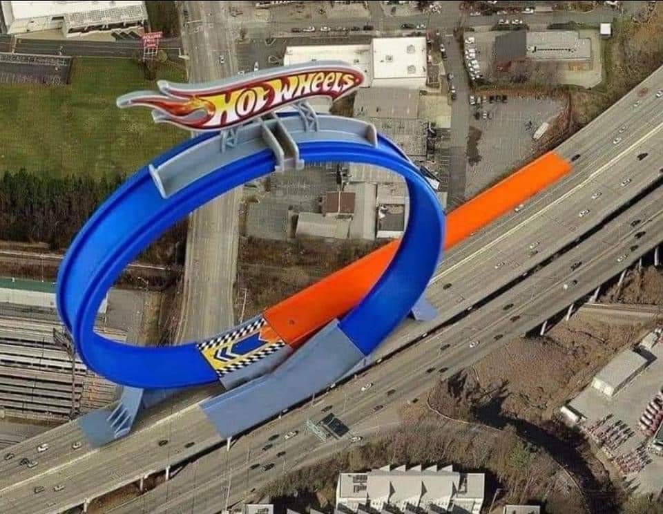 ZeCryptic's tweet image. A new idea for lane-changing. #HotWheels #Trafic #HighwayEngineering