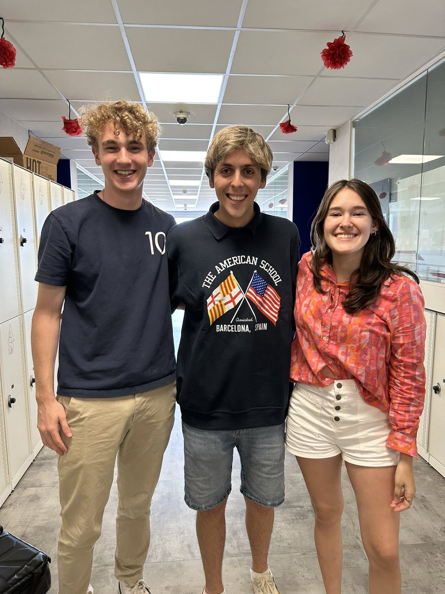 asb_alumni's tweet photo. The countdown is on! And alum @NikiasMolina is in the house and gearing up for his TEDx talk tonight @ASBschool ! ๐
Donโt miss it - tickets at the door!
#ASB60th #WErASB #TEDxASB https://t.co/rUbP3hwRSx