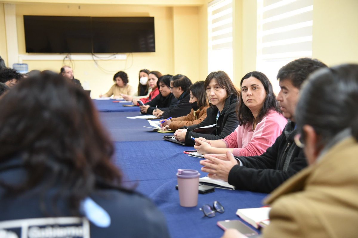 #MásSeguridad

Para crear un plan enfocado a la seguridad de trabajadores y usuarios, Delegada <a href="/carlapenarios/">Carla Peña Rios</a> encabeza la conformación de la Mesa Regional de Seguridad para la Salud, instancia intersectorial que permitirá trabajar por el bienestar de funcionarios y trabajadores.