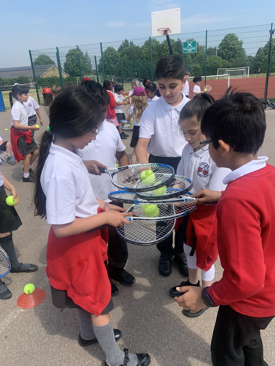 Thoroughly enjoying developing our team work skills making this ‘tennis sandwich’! <a href="/CTS_Watford/">Cherry Tree Primary School</a> <a href="/headcherrytree/">Cherry Tree Headteacher</a> <a href="/MissKhanCTS/">Miss Khan</a>