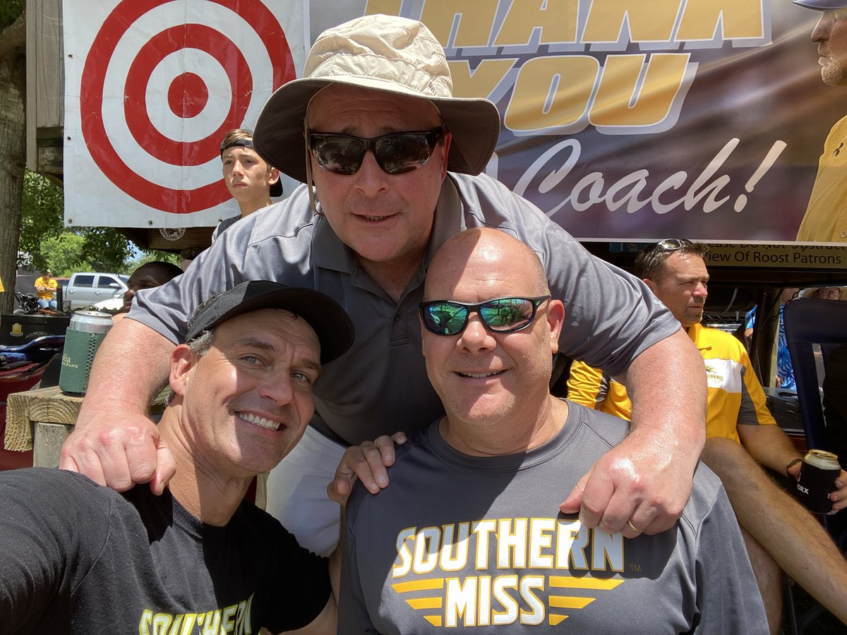 marchant_kenney's tweet photo. Great times at The Pete!! Let’s beat Tennessee!!! https://t.co/46iHs6hYyO
