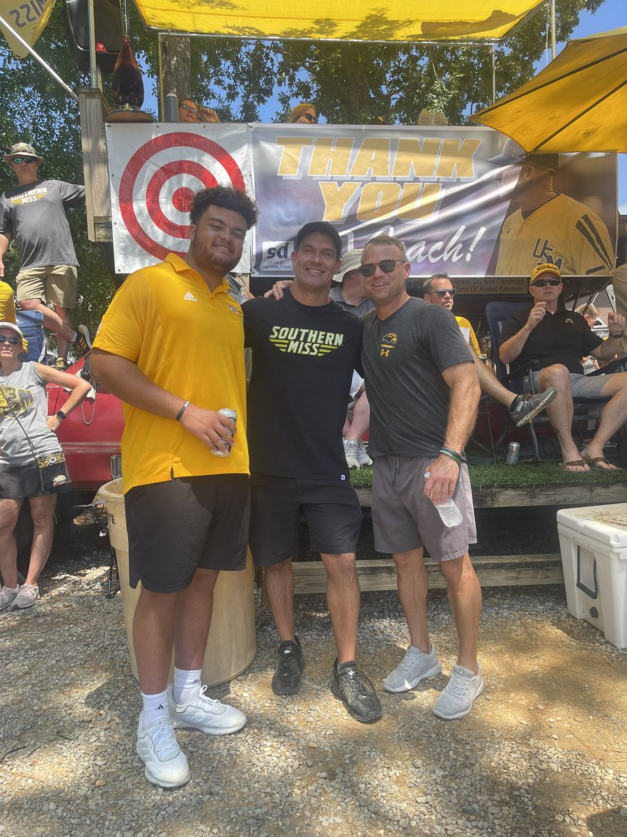 marchant_kenney's tweet photo. Great times at The Pete!! Let’s beat Tennessee!!! https://t.co/46iHs6hYyO