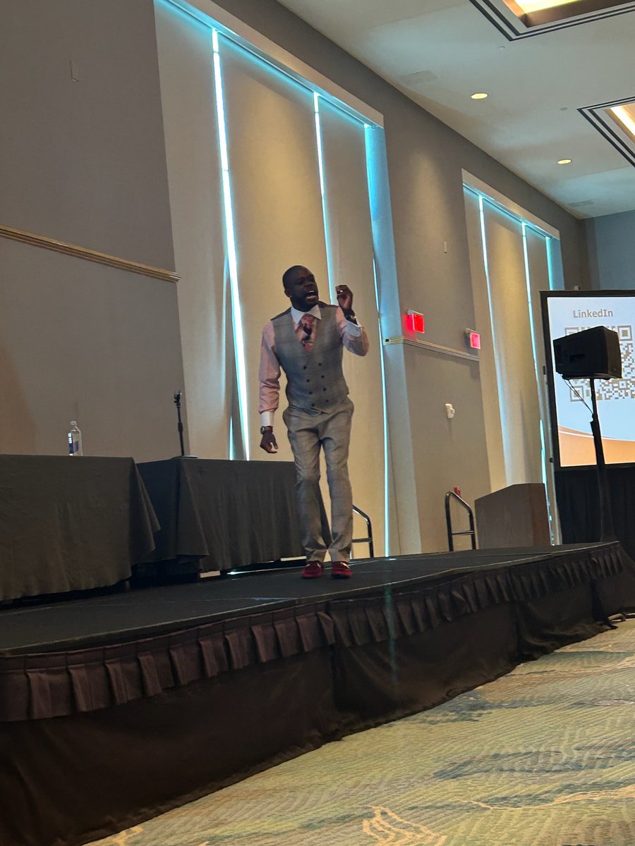 freddyshegog's tweet photo. Thank you to the Florida Joint Councils Conference for valuing the student experince & educating the whole student! https://t.co/4eZAdoBrke speaking tour next stop is @roanestate where I will deliver my, "What is your legacy?" Keynote for convocation! #speakingtour #themessagellc https://t.co/0fmESd7CpZ