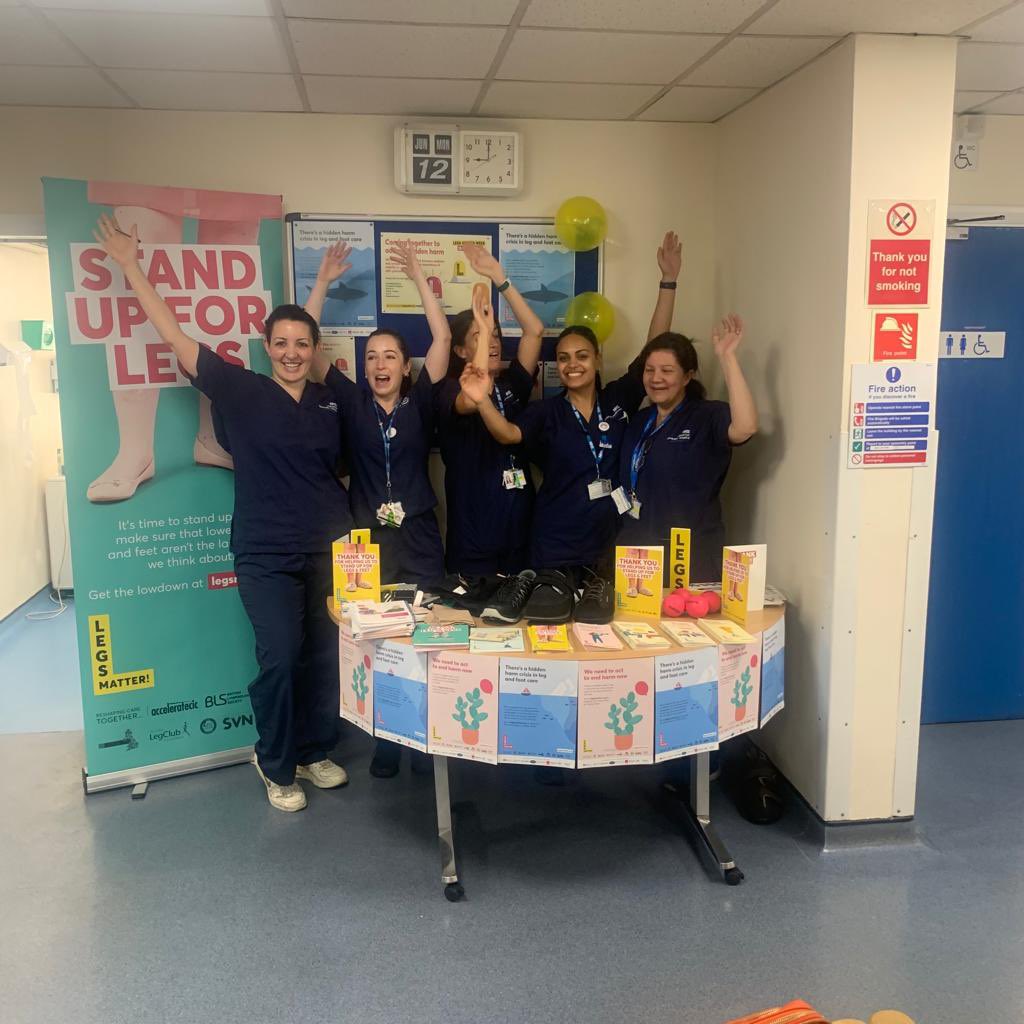 foothealthhuh's tweet photo. Many thanks to @nzfran88_fran and our own @mornapod for the start of #legsmatterweek and their great stand 🎉

Great training sessions for our podiatrists and TVN colleagues and amazing information stand for our patients!  @AccelerateCIC @NHSHomerton @RoyColPod 

🦵 🦵🏻🦵🏽🦵🏿🦵🏼🦵🏾 https://t.co/1cN39e2Itc